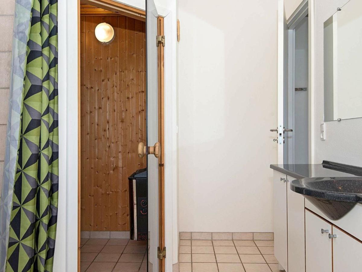8 Person Holiday Home In Ulfborg Thorsminde Экстерьер фото